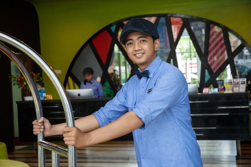Maxonehotels.Com At Tidar Surabaya Dış mekan fotoğraf