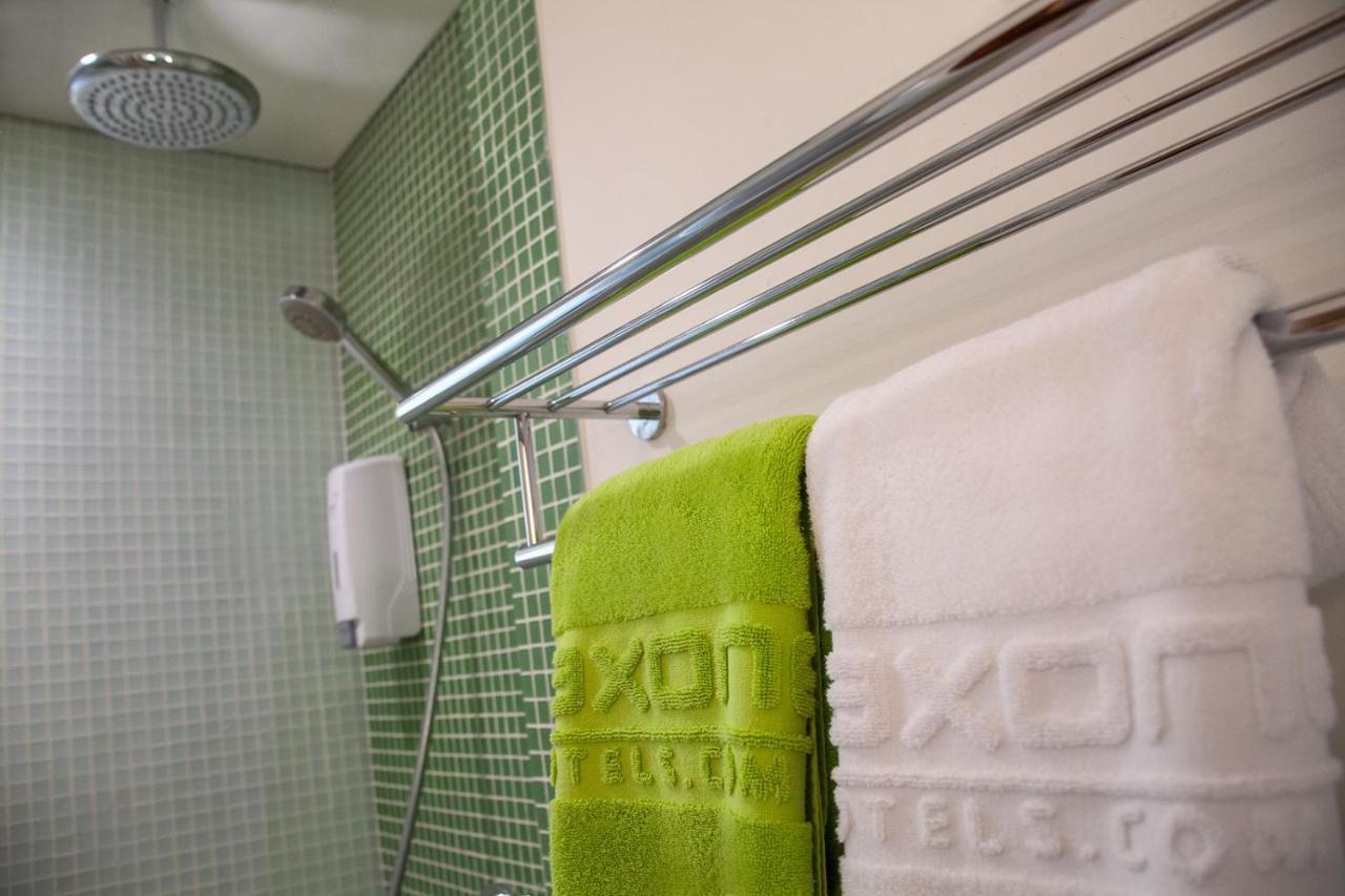 Maxonehotels.Com At Tidar Surabaya Dış mekan fotoğraf