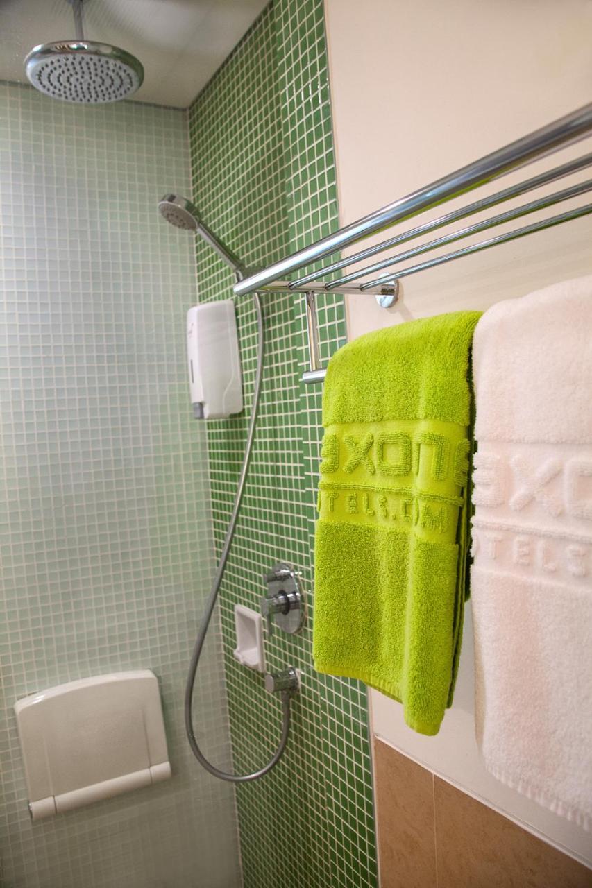 Maxonehotels.Com At Tidar Surabaya Dış mekan fotoğraf