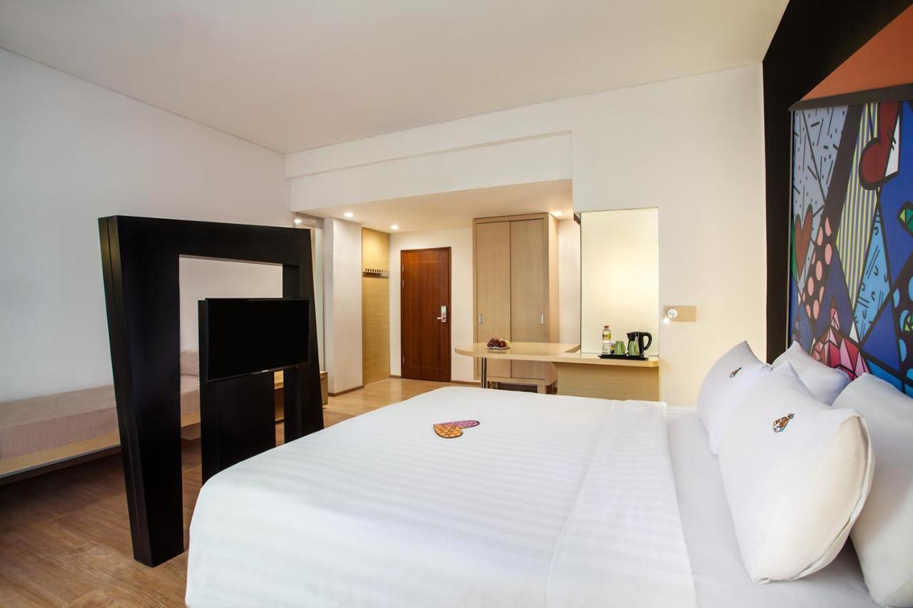 Maxonehotels.Com At Tidar Surabaya Dış mekan fotoğraf